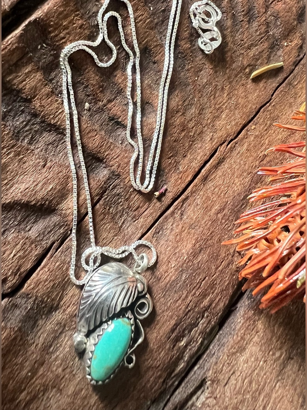 Navajo Larry Sandoval GreenTurquoise Necklace Leaf Pendant New Italian Chain